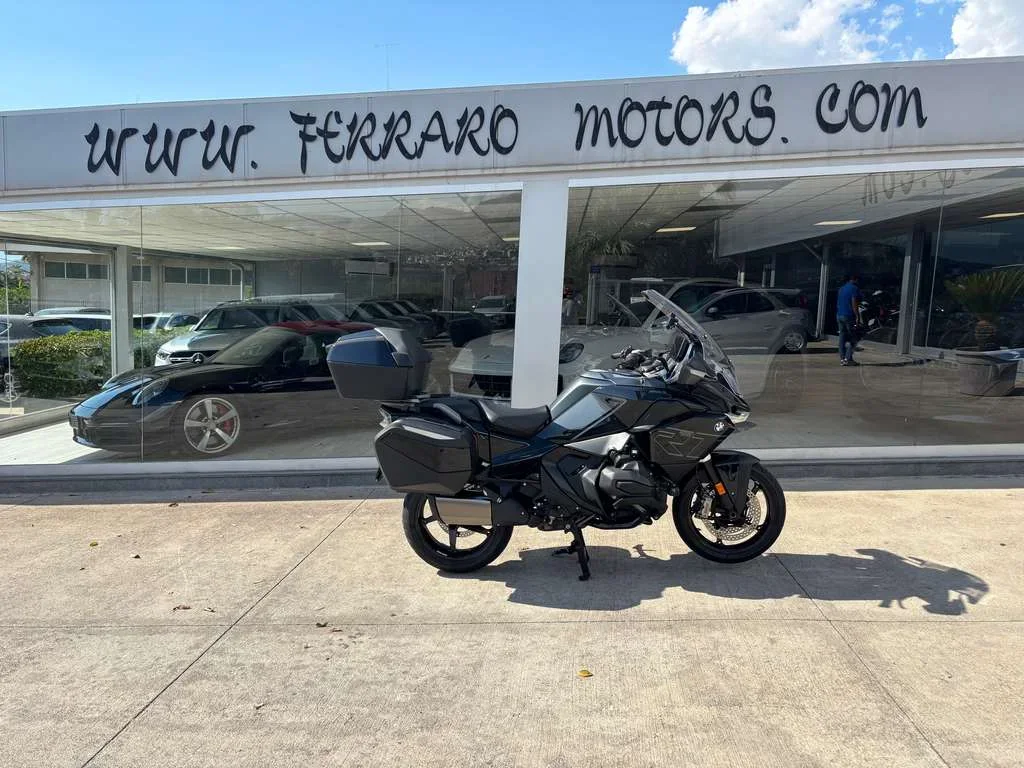 BMW R 1300 RT NERO