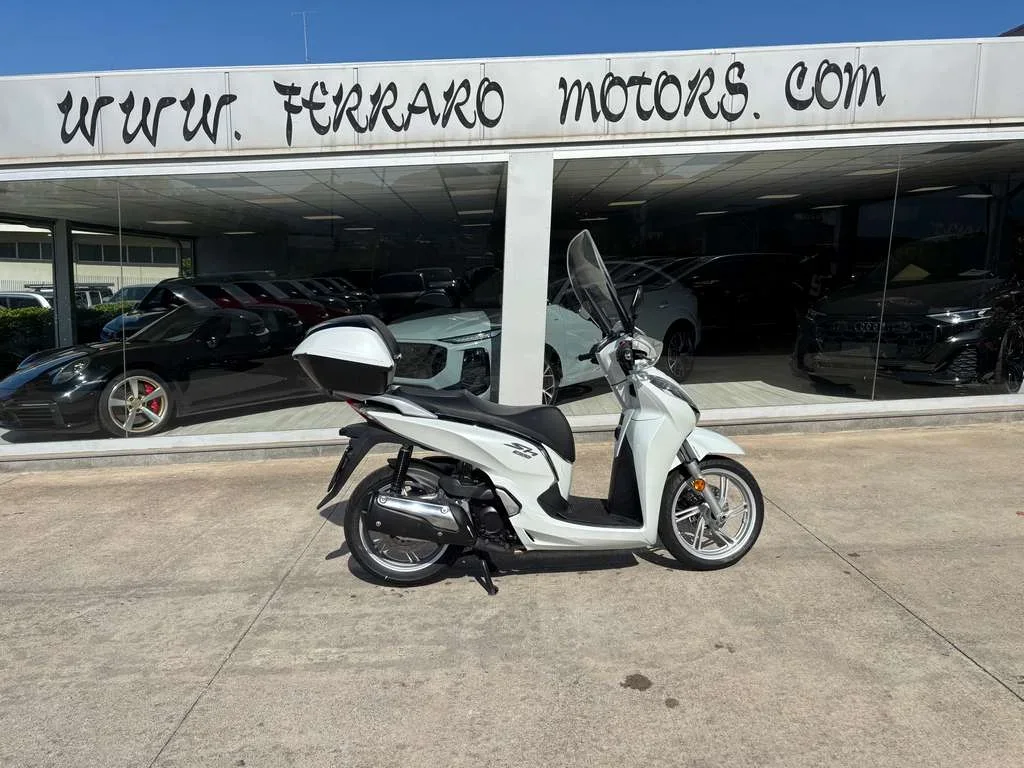 HONDA SH 300 ABS BIANCO