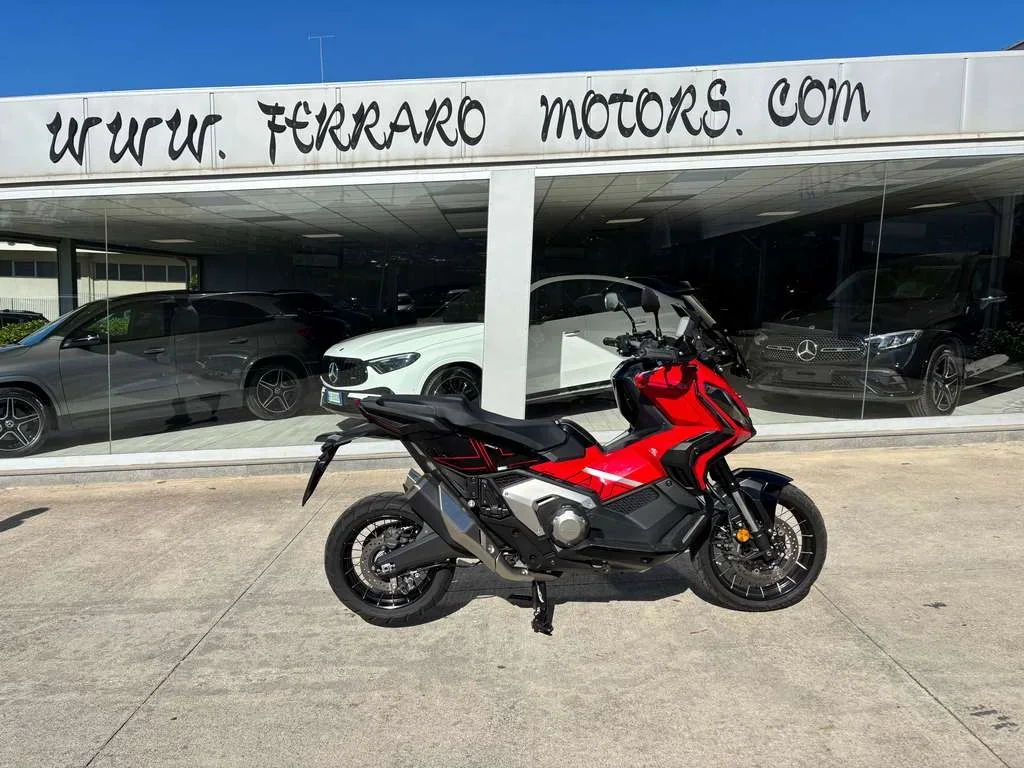 HONDA X-ADV 750 ABS DCT ROSSO/NERO