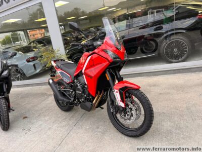 MOTO MORINI X CAPE 700